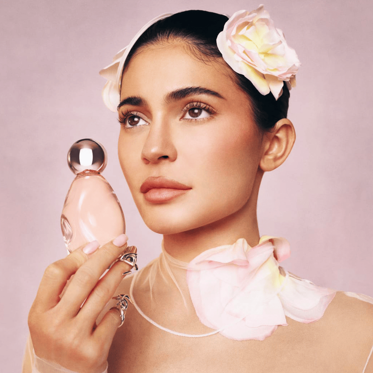 Cosmic Kylie Jenner Eau De Parfum Perfume perfume con aroma floral