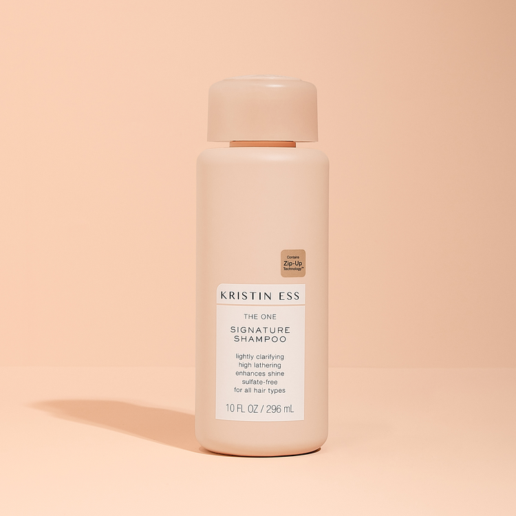 One Signature Shampoo hidrata el cabello