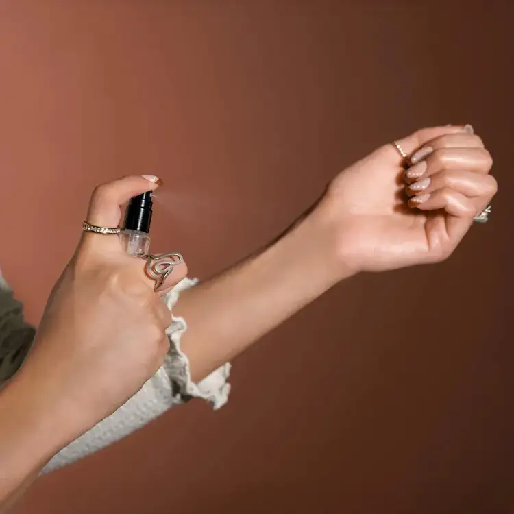 Flor de Madera Perfume tamaño viaje aroma especial