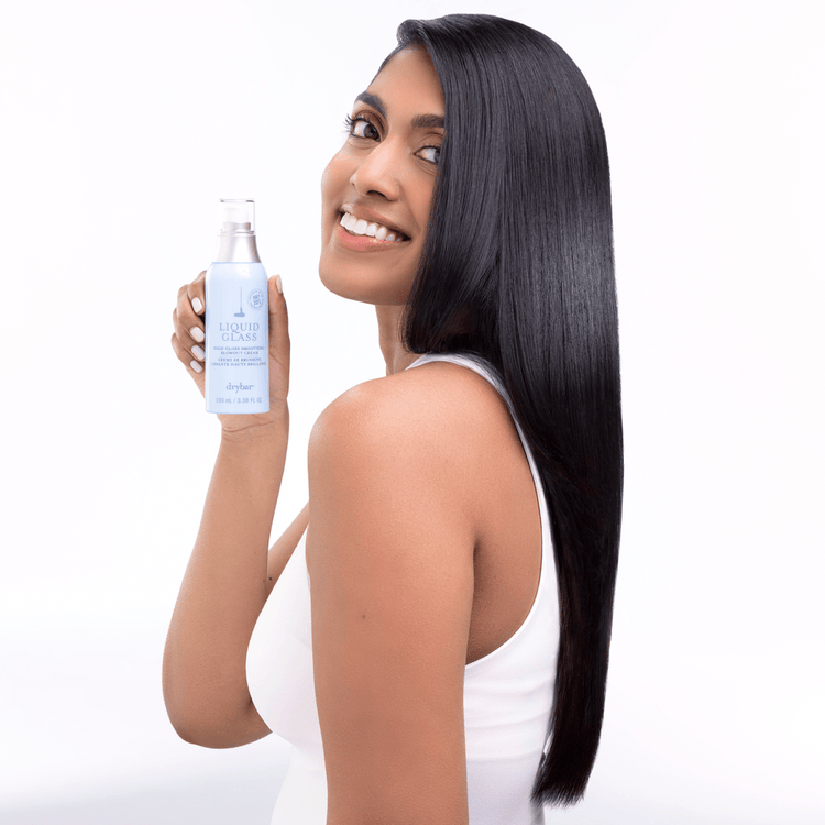 Liquid Glass - Crema alisadora, consigue un cabello brillante y resplandeciente durante 72 horas