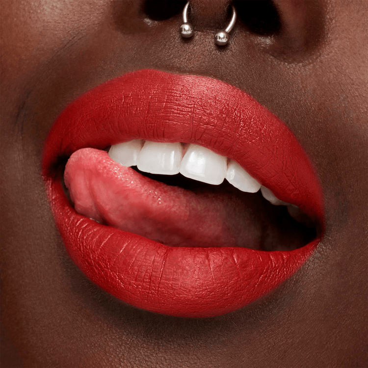 M·A·Cximal Silky Matte Lipstick Viva Glam - Labial, mate sedoso, hidratante y nutritivo