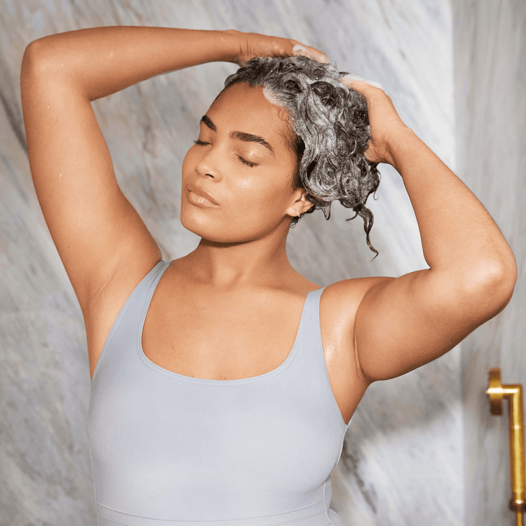 Unbreakable Bonds Bond Building Shampoo limpieza y protección al cabello