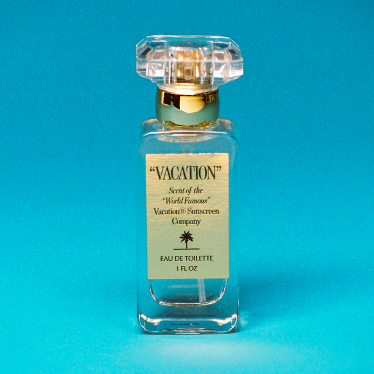 By Vacation - Eau de toilette, aroma del protector solar y recuerdos junto a la piscina