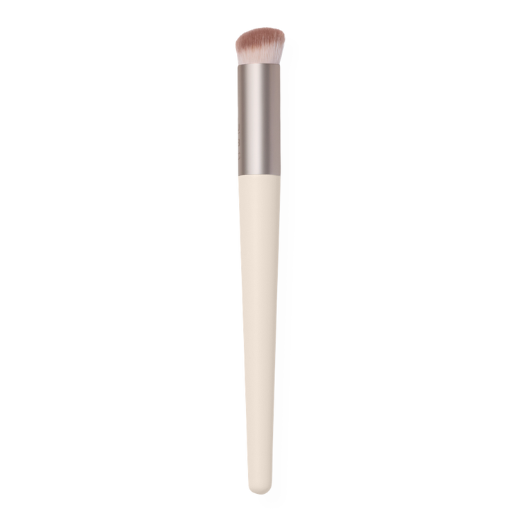 Buffing Concealer Brush 120 Brocha para corrector aplicación de cobertura total