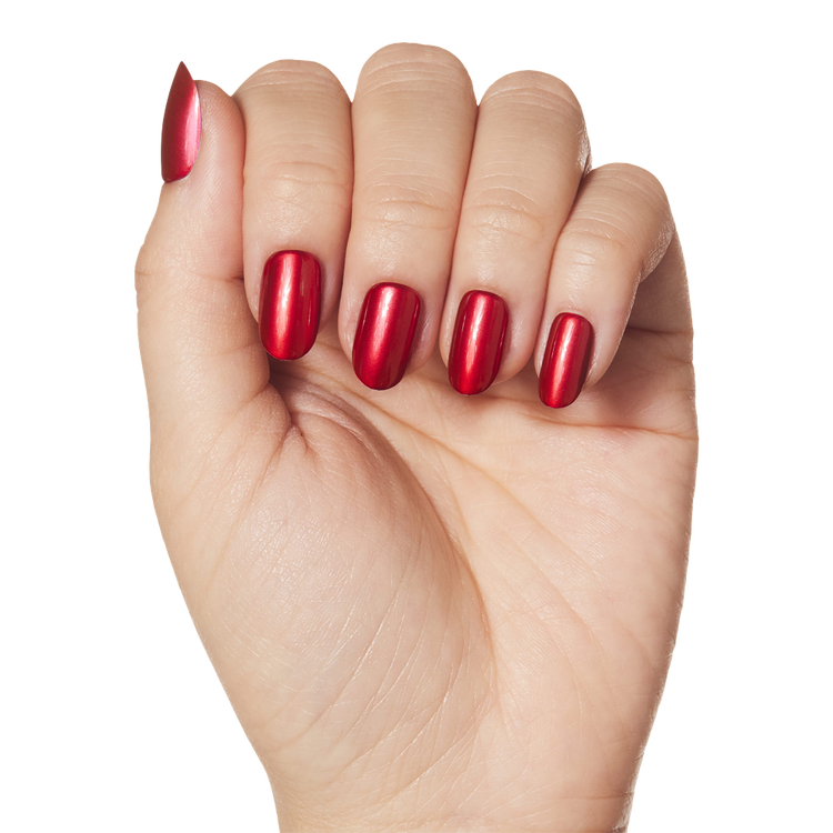 Cherry Glaze Press-On Nails Uñas postizas rojo cereza brillante y esmaltado.