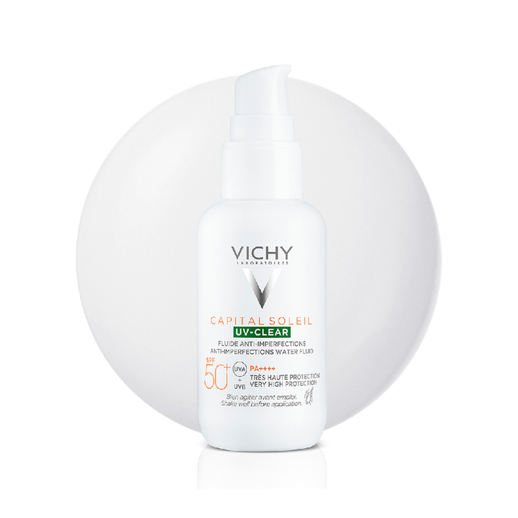 Capital Soleil Protector solar previene y reduce marcas