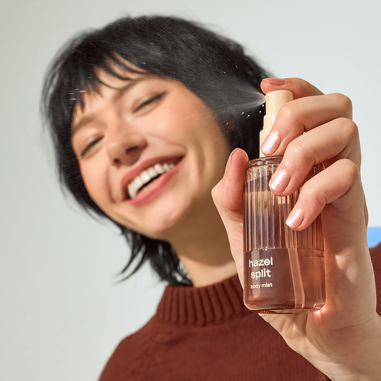 Hazel Split - Bruma corporal, tamaño de viaje y aroma afrutado
