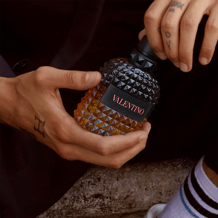 Uomo Born in Roma Coral Fantasy - Eau de Toilette, aroma afrutado ámbar