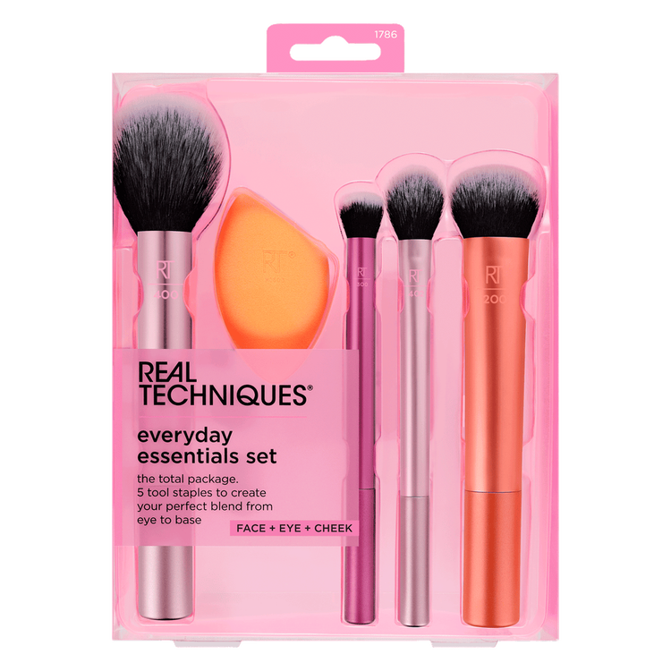Everyday Essentials - Set de brochas y esponja, para aplicación de maquillaje