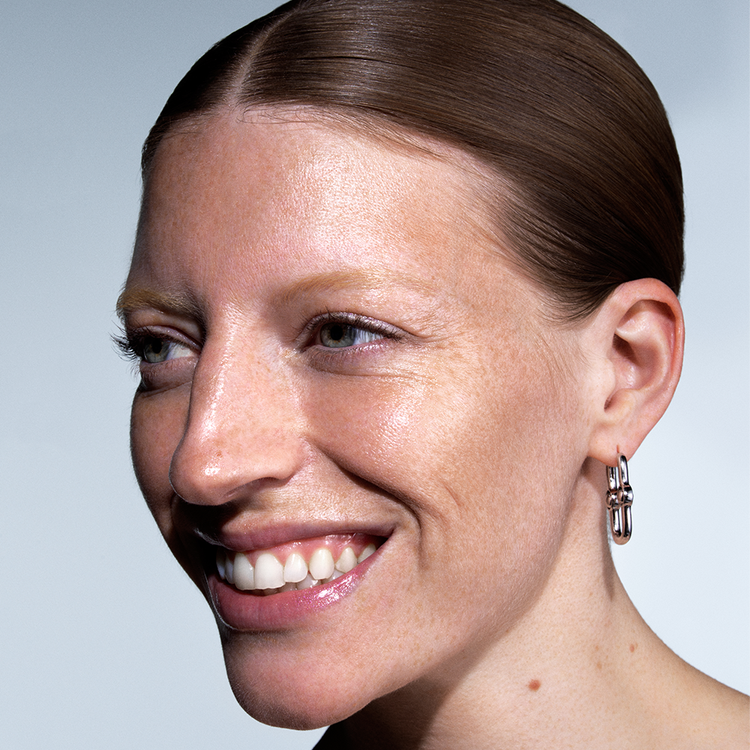 Glow Stick - Barra Iluminadora Brillante Multiusos, hidratante, glow intenso