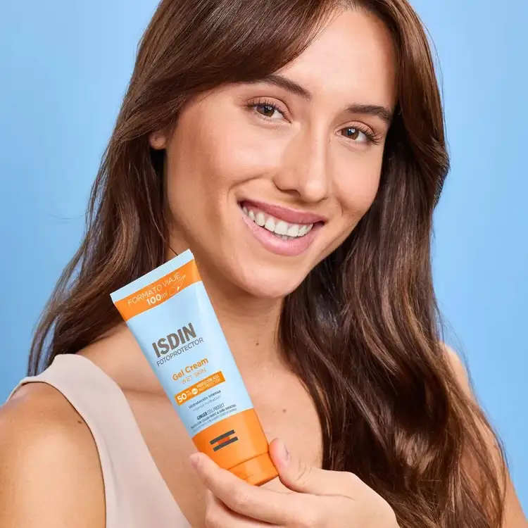Fotoprotector Gel Cream - Protector solar corporal, SPF 50+