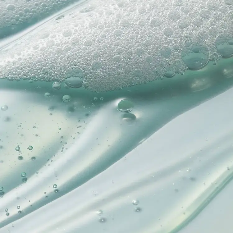 Daywear - Limpiador facial, con refrescante extracto de pepino 125 ml