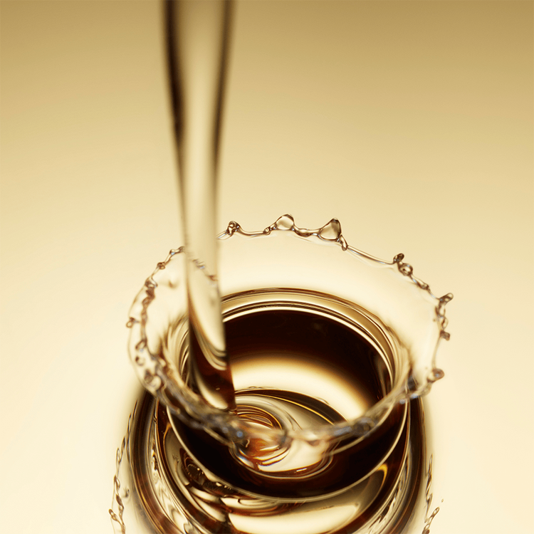 Nutriplenish Aceite para cabello hidrata y nutre el cabello seco