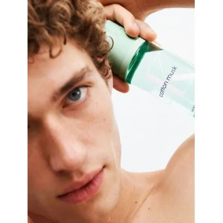 Cotton Musk - Body Mist, envuelve la piel con la suavidad del algodón y un toque moderno