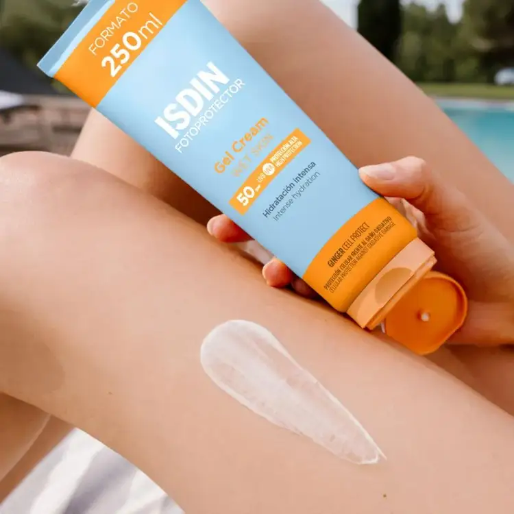 Gel Cream Wet Skin - Protector solar corporal, hidratación intensa