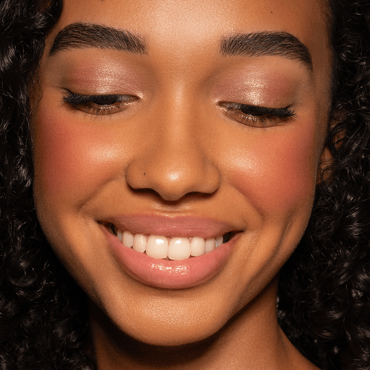 HY-PER Natural Face Palette Paleta para ojos y mejillas con sombras y rubores cremosos sombras, rubores y bronceadores/contornos.