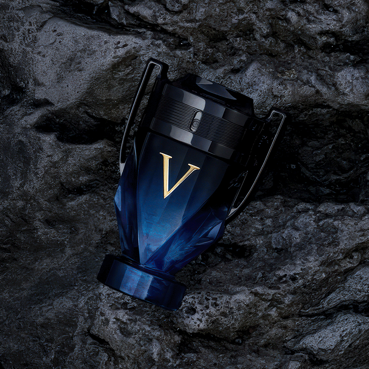 Invictus Victory Elixir Parfum para hombre