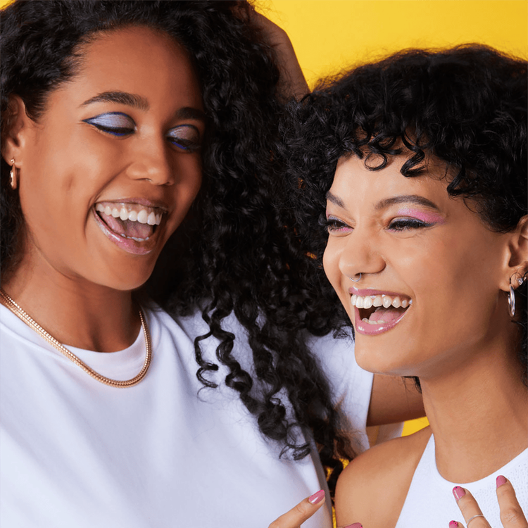 ColorStay Liquid Eyeliner - Delineador para ojos, para looks ultrafinos