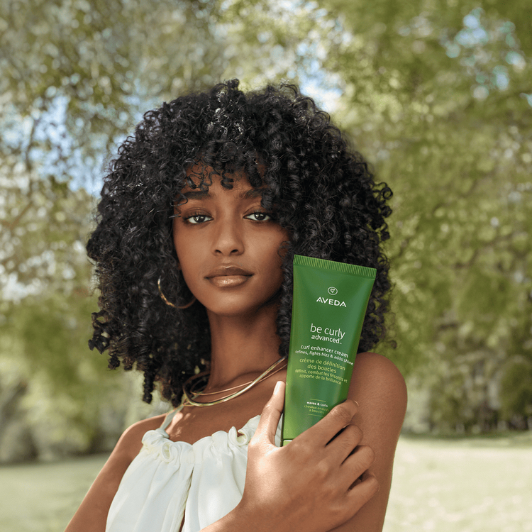 Be Curly Advanced™ Crema potenciadora de rizos hidratación de rizos en todas sus formas
