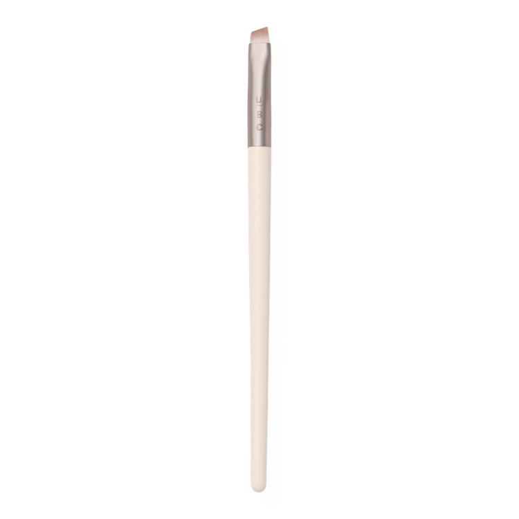 Angled Eye Liner Brush 174 Brocha para delineador delineado perfecto