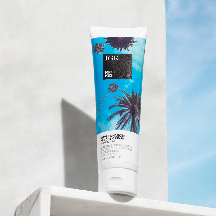 Rich Kid Coconut Oil Gel Aceite para cabello fijación ligera, brillo suave y natural.