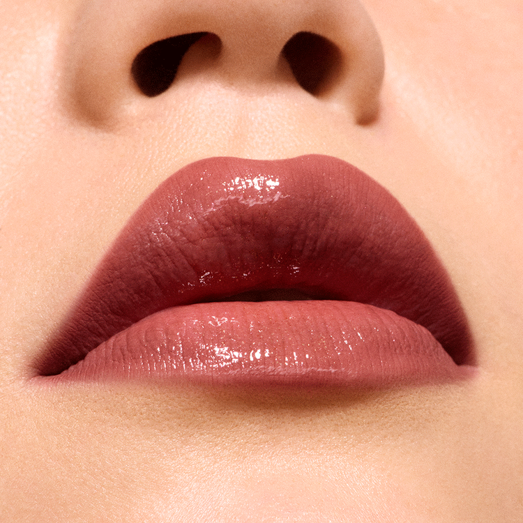 Trending Tomorrow Lip Trio - Set de labios con lápiz labial M·A·C ximal Silky Matte, lápiz labial y Lipglass Air