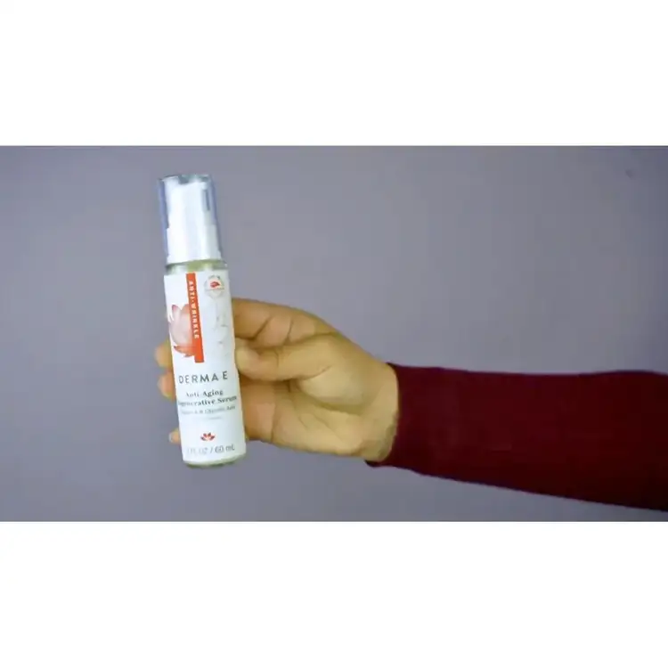 Anti-Aging Regenerative Retinol Serum Suero regenerador antienvejecimiento disminuye la apariencia cansada