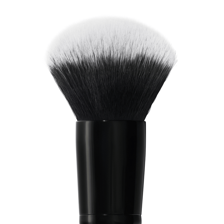 e.l.f. Liquid Bronzer & Contour Brush Brocha de doble extremo para bronceador líquido y contorno