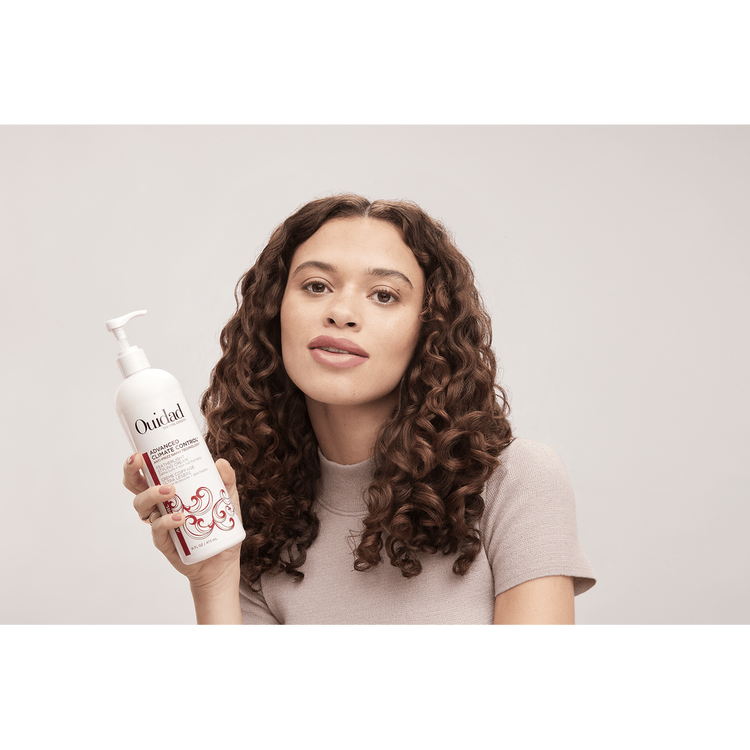 Advanced Climate Control Featherlight Styling Crema para peinar combate el frizz