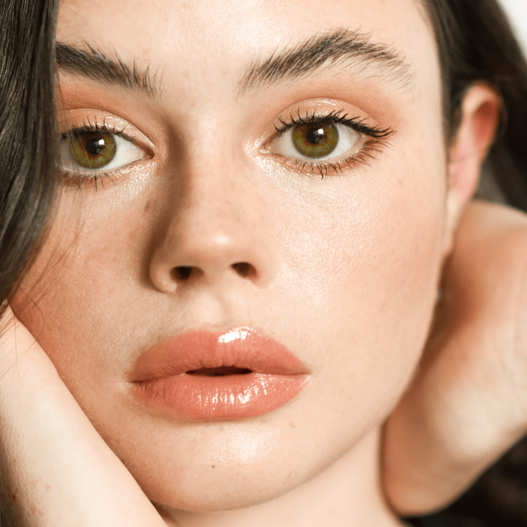 Maquillaje de Avena - Base de maquillaje, ofrece una cobertura media o total