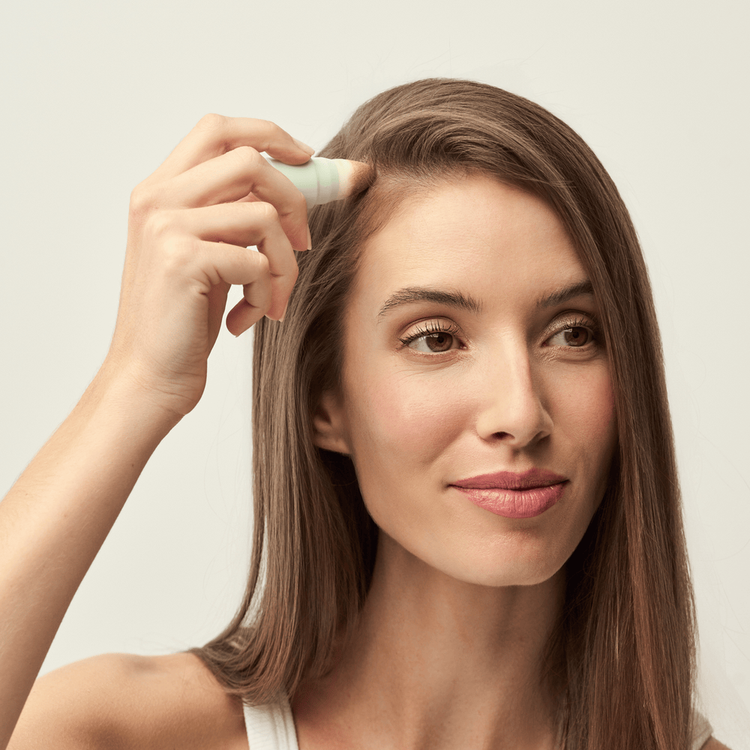 Root Touch Up Retocador de canas perfecciona líneas del cabello