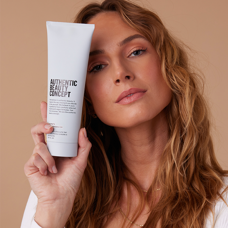 Hydrate Crema para peinar para definicion de rizos