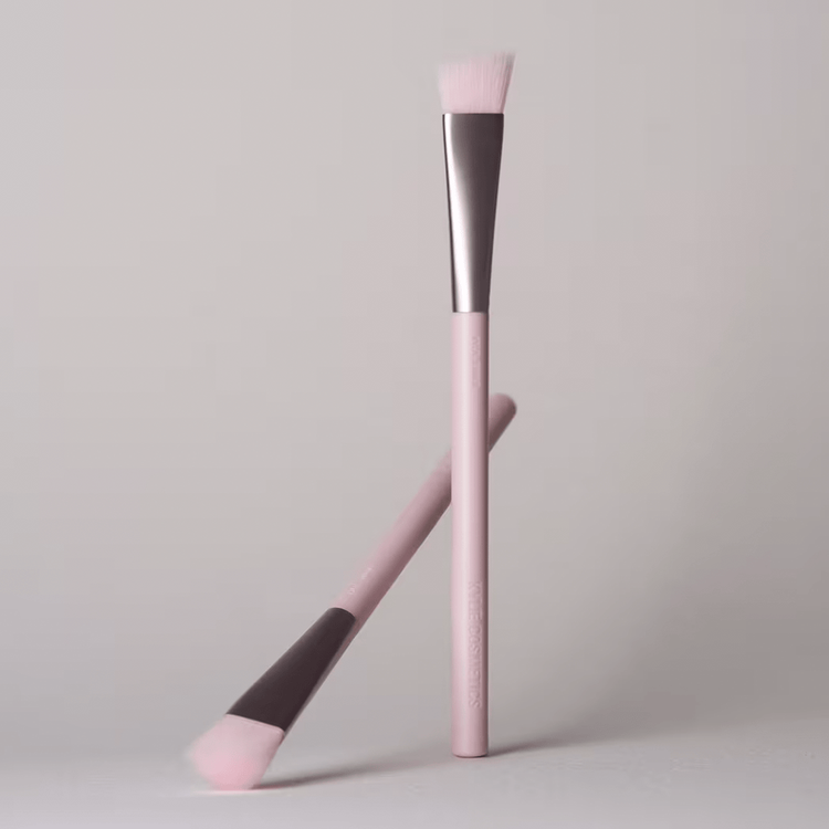 Kylie Concealer Brush Brocha precisión para contorno de ojos