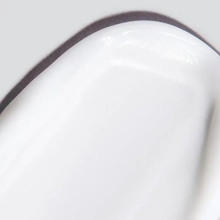 MultiVitamin Power Firm Crema para ojos reafirma, protege y alisa contorno de ojos.