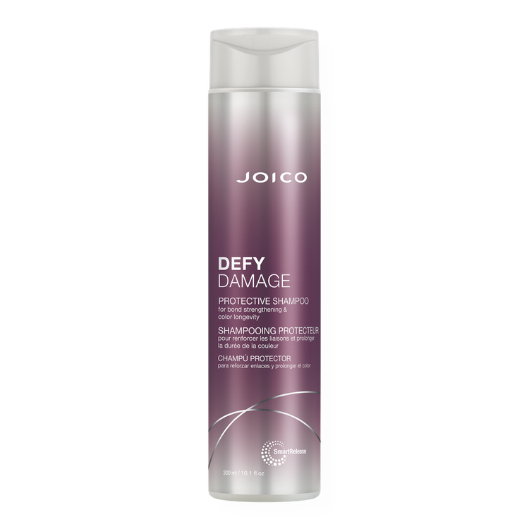 Defy Damage Protective Shampoo limpia las impurezas