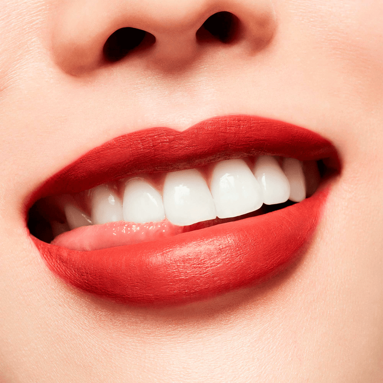 Retro Matte Liquid Lipcolour Lápiz delineador de ojos color intenso y acabado mate