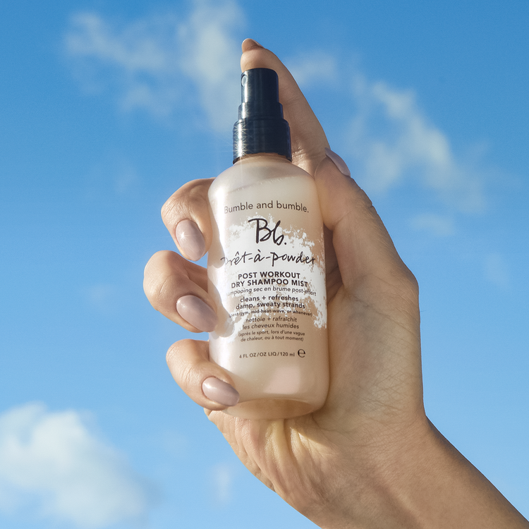 Pret A Powder - Spray post entrenamiento, limpia y refresca el cabello en seco