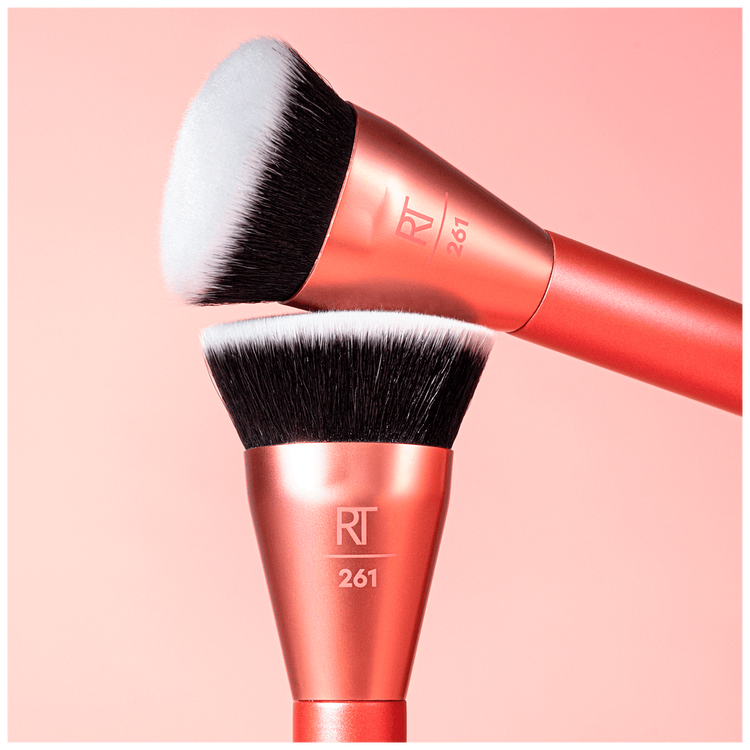 Snatch + Sculp Contour Brush - Brocha de maquillaje #261, para uso con textura líquida, en crema o polvo