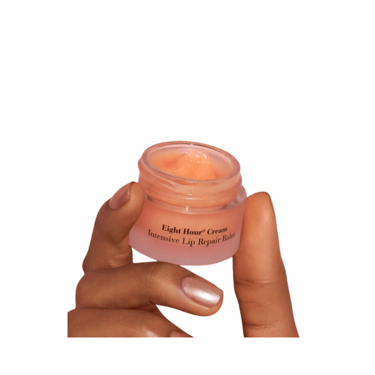 Eight Hour® Labial reparador hidrata los labios secos, agrietados y dañados