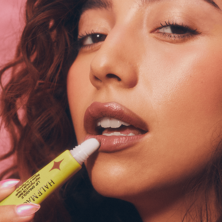 Lip Snuggle Oil - Bálsamo labial, hidratación profunda por 12 horas
