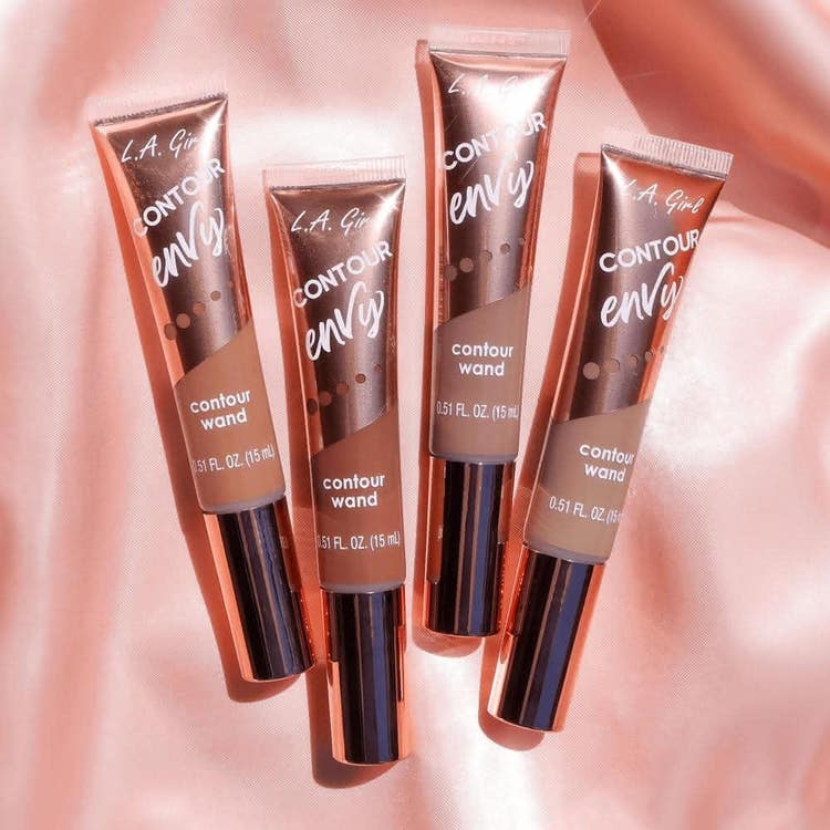 Glow Envy Countering - Contorno con aplicador, facil difuminado