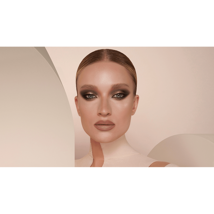 I Need a Nude Eyeshadow Palette Paleta de sombras 15 sombras nude icónicas.