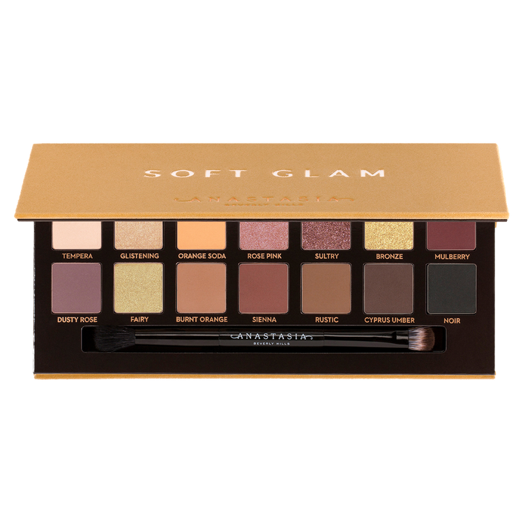 Soft Glam Eyeshadow Palette Paleta de sombras neutras para día y noche