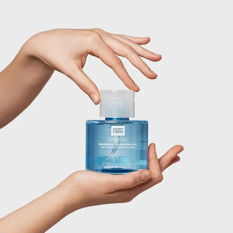 Solución Micelar Limpiadora desmaquilla, limpia e hidrata