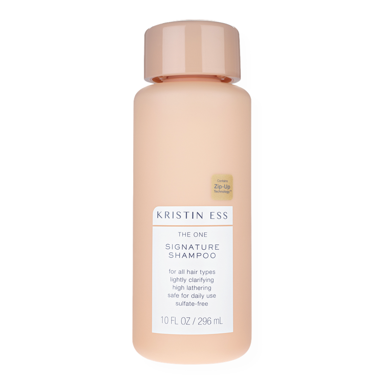 One Signature Shampoo hidrata el cabello