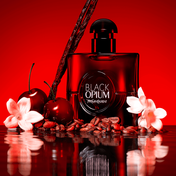 BLACK OPIUM Over Red Eau de Parfum fragancia de cereza, una explosión sensorial que seduce los sentidos