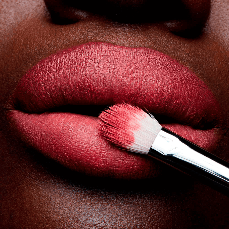 Powder Kiss Lipstick - Labial hidratante, mate hidratante de textura ligera