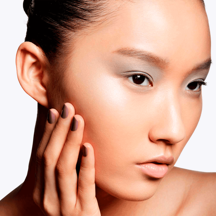 Extra Dimension Skinfinish Highlighter - Iluminador en polvo, efecto líquido y acabado luminoso