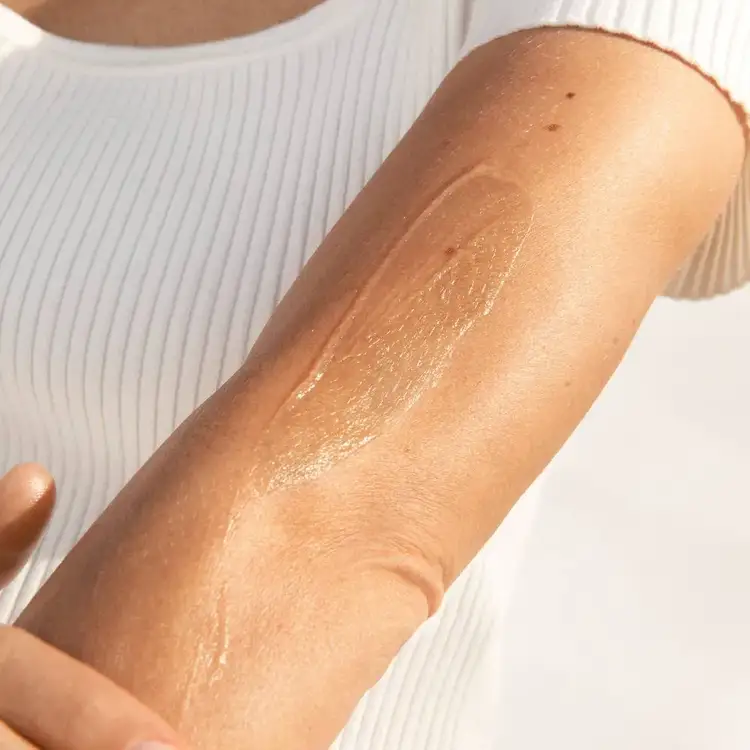 Unseen Sunscreen Body - Protector solar corporal SPF 50, hidratante y de rápida absorción