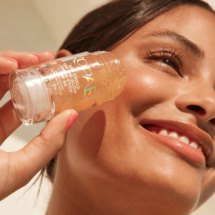 Sun Shield On-The-Glow Sheer Protector solar en barra protección solar